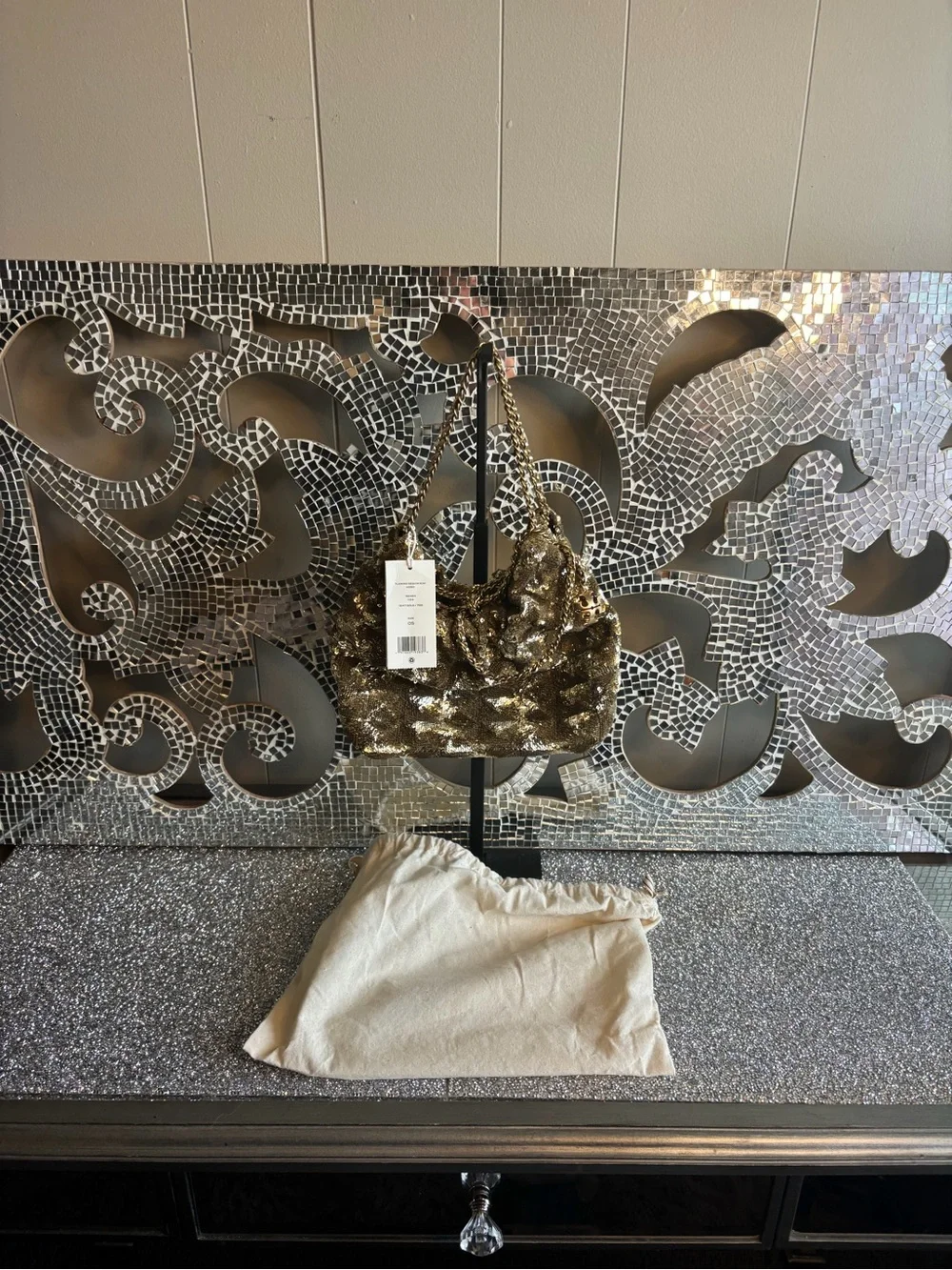 ⭐️Tory Burch Fleming Sequin Mini‎ Hobo 18kt Gold ⭐️